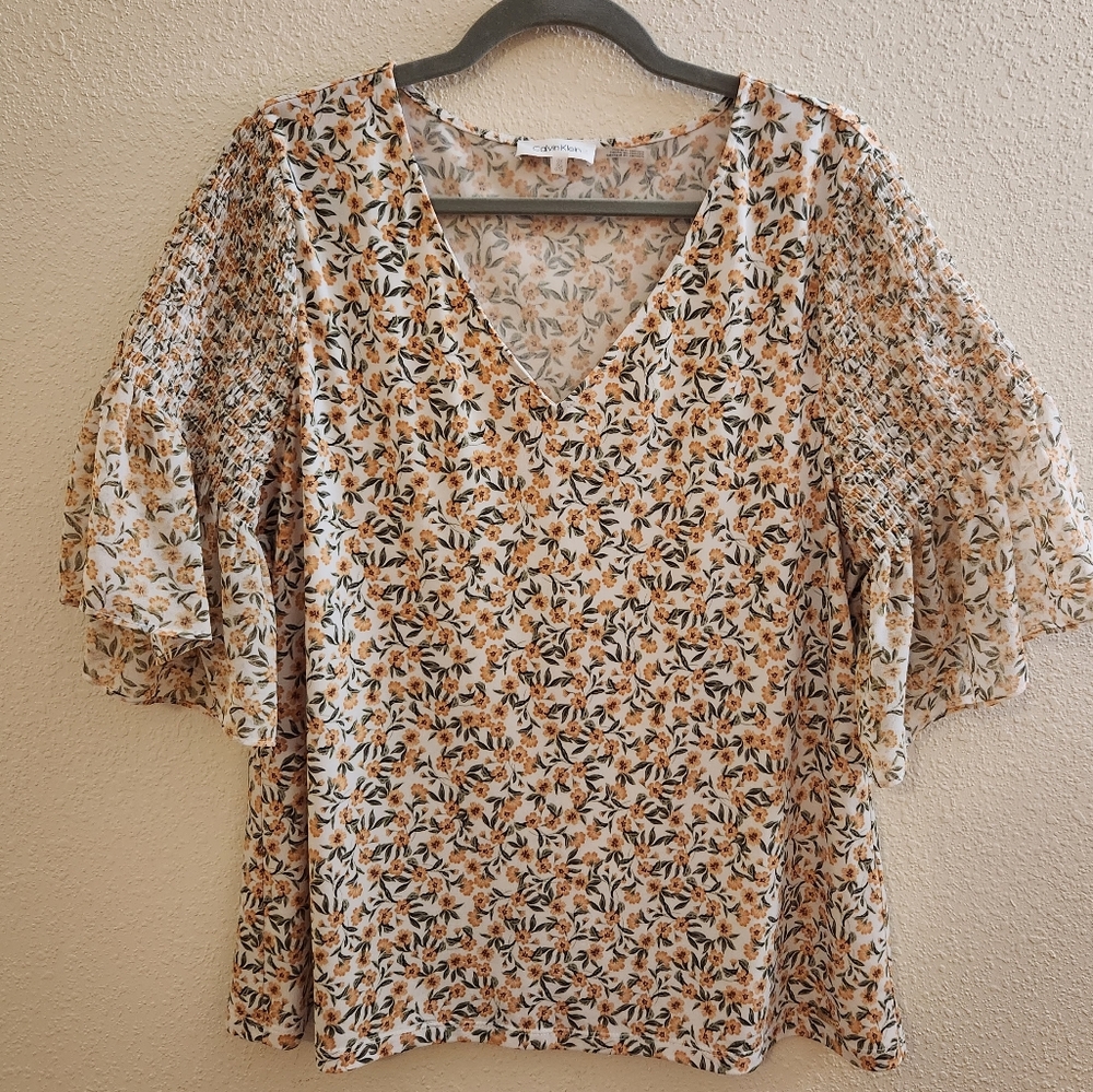 Calvin Klein V-Neck Floral Flutter Sleeve Top Plus Size